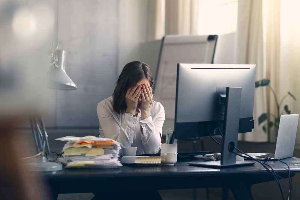Stress a lavoro? Il datore paga al dipendente il risarcimento dei danni 