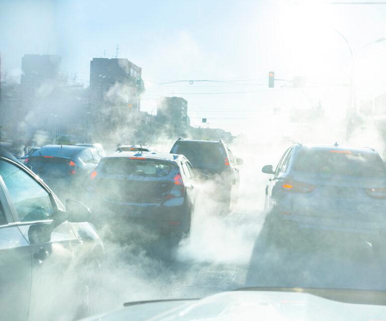 Inquinamento atmosferico: 18 città italiane già oltre i limiti. L’allarme del nuovo report ISDE