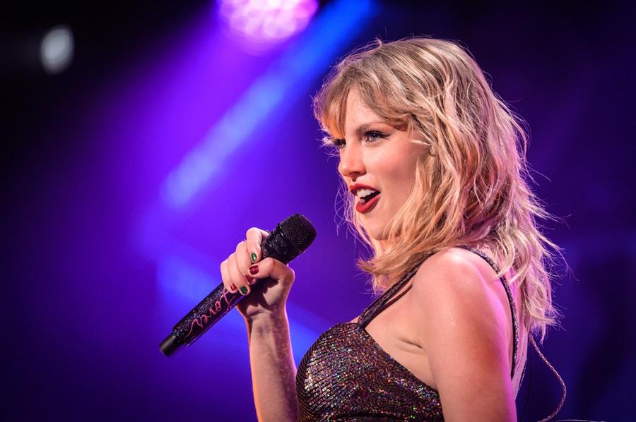 I vip che inquinano di più: la classifica si apre con Taylor Swift