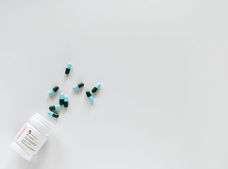 Lo specialista non deve limitarsi a prescrizioni della sua area di competenza