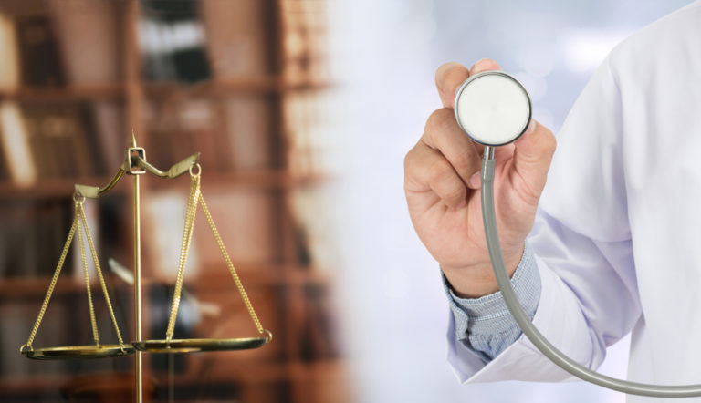 Medici non in regola con gli ECM: Legge Gelli e decreti attuativi