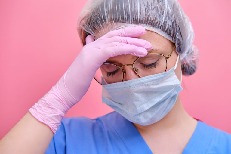 Emergenza Covid, in Italia mancano 56mila medici: tutto sbagliato, a partire dal Numero Chiuso a Medicina