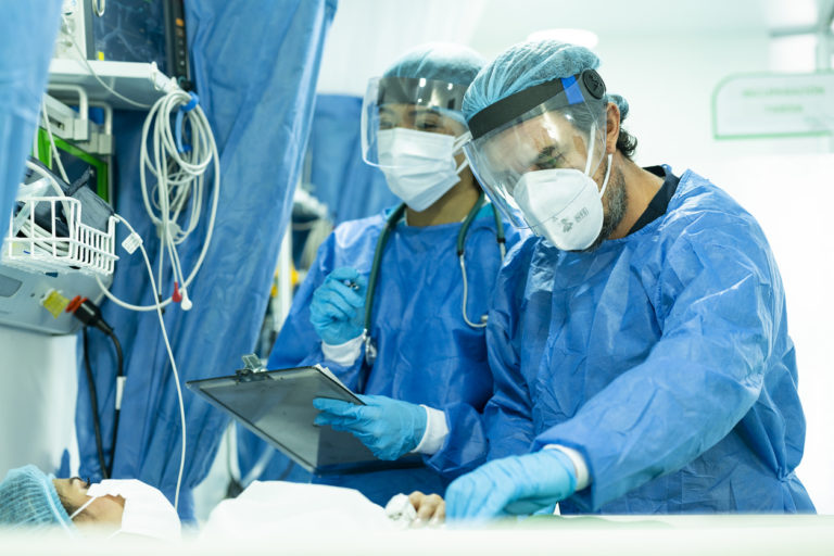 Nuovo corso di formazione sulle cure intensive Covid 19 con lo specialista Mauro Dauri, Università Tor Vergata