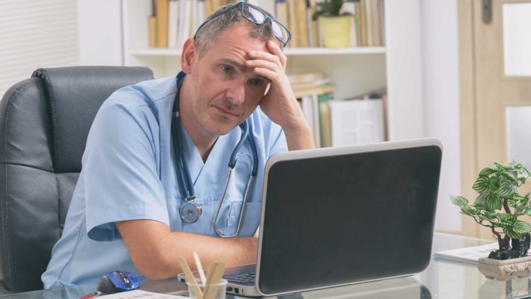 Safer Internet Day, Consulcesi denuncia: “Anche medici e operatori vittime di aggressioni informatiche”