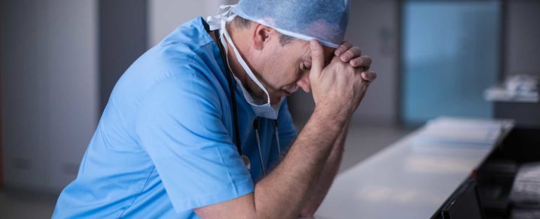 Aggressioni ai medici: in continuo aumento le denunce