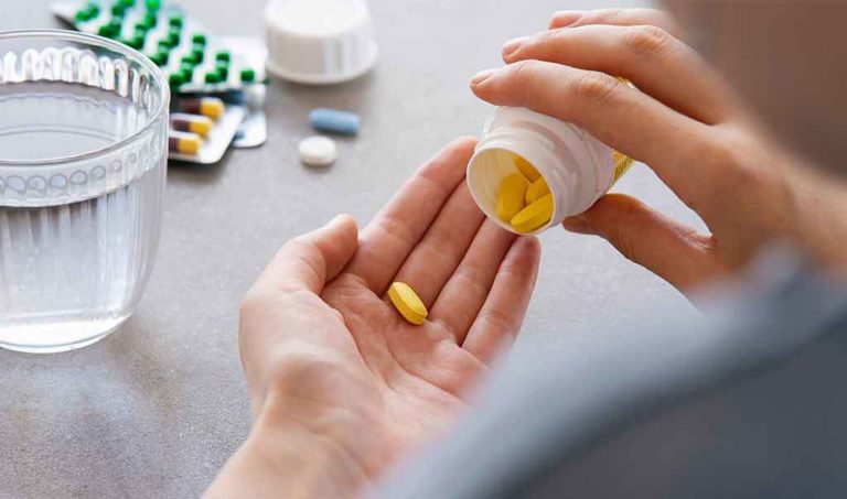 Farmaci e batteri: l’antibiotico resistenza è un’emergenza sanitaria