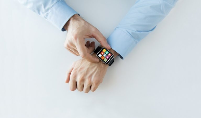 Sanità digitale: la rivoluzione passa (anche) per i dispositivi medici indossabili
