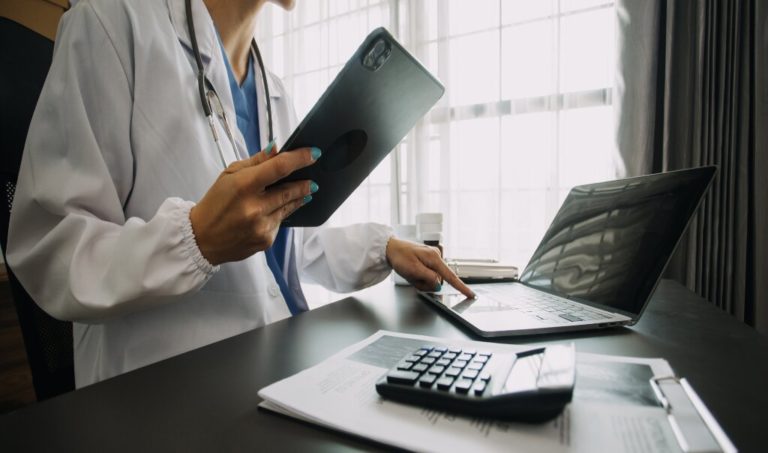Come funziona la cartella clinica elettronica?