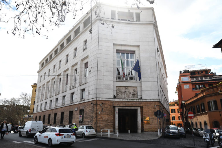 Insediata la Commissione ECM: le novità nella gestione del triennio in scadenza (sanzioni e crediti compensativi) e sul futuro del sistema
